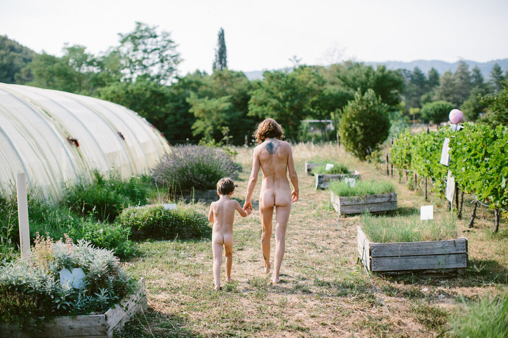 Naturiste Belezy, Camping Provence-Alpes-Cte d'Azur - 9