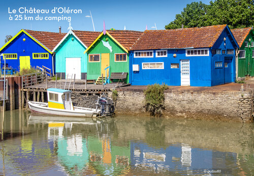 Cabañas ostrícolas coloridas del puerto de Le Château d'Oléron, Isla de Oléron.